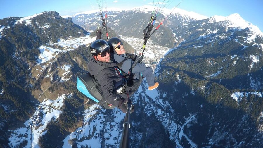 Mayrhofen: Private Paragliding Flight - All Levels - Freedom - Practical planning for the day