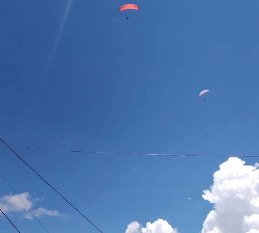 Medellín: Paragliding in the Colombian Andes - Safety, comfort, and the human side of the outing