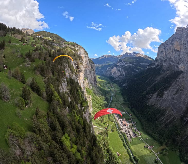 Mürren: Paragliding over Lauterbrunnen Cliffs and Waterfalls - Why this Mürren flight is different