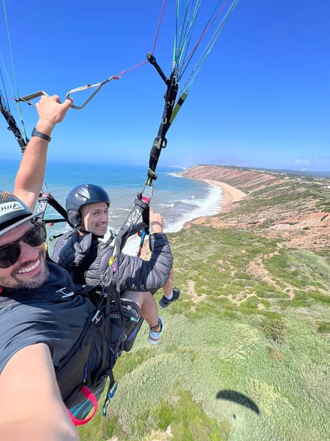 Nazare: Paragliding tandem flight - How to plan your day around the 20-minute flight
