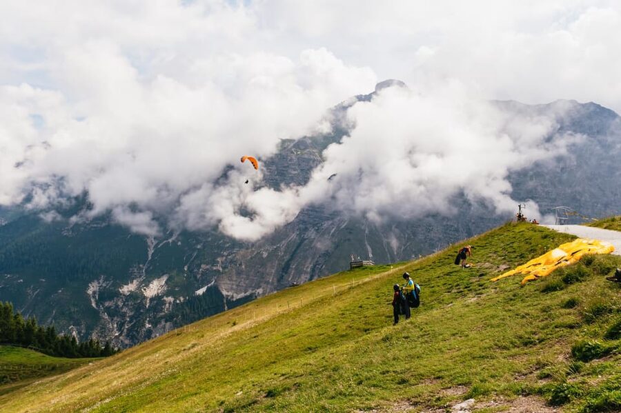 Neustift im Stubaital: Tandem Paragliding Flight - The pilots make the difference