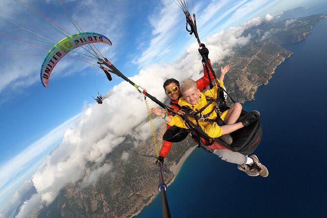 Paragliding Experience in Ölüdeniz - The Pilot Makes or Breaks the Flight