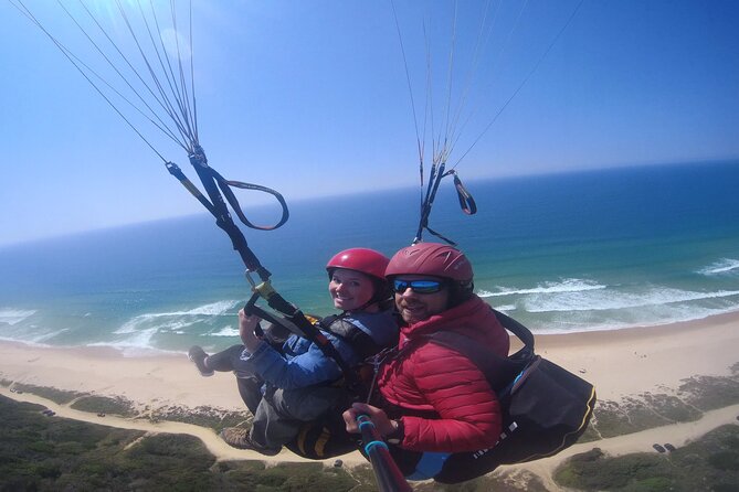 Paragliding Experience near Lisbon - Safety briefing, equipment, and pilot support