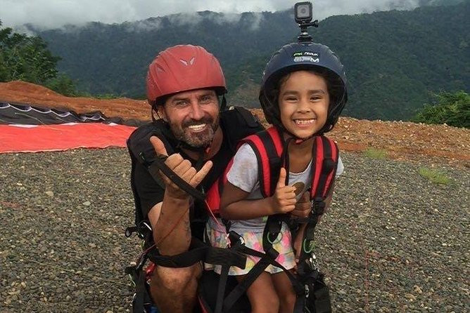 Paragliding Flight Las Terrazas 900 ft minimum guaranteed. - Seeing Jacó from a 900-foot takeoff