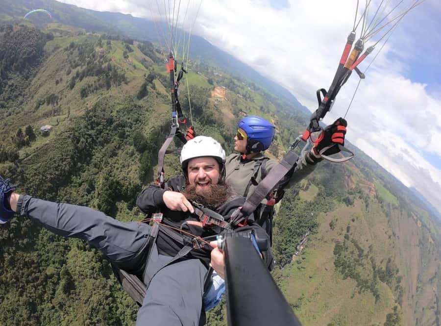 Paragliding Medellin with Transportation and free Videos - Key points to know before booking