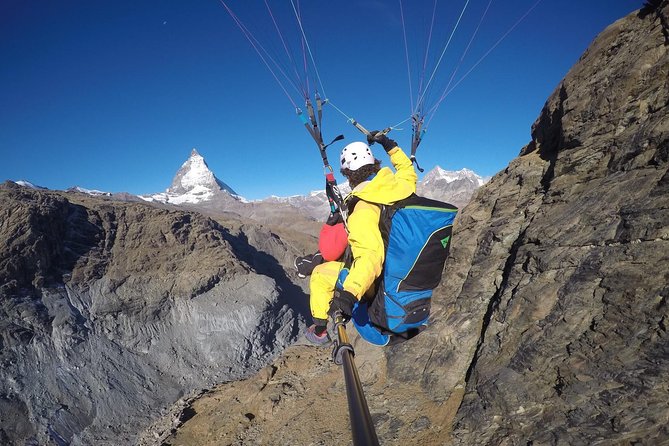 Paragliding mountain flight - Why a tandem flight changes your view of Zermatt