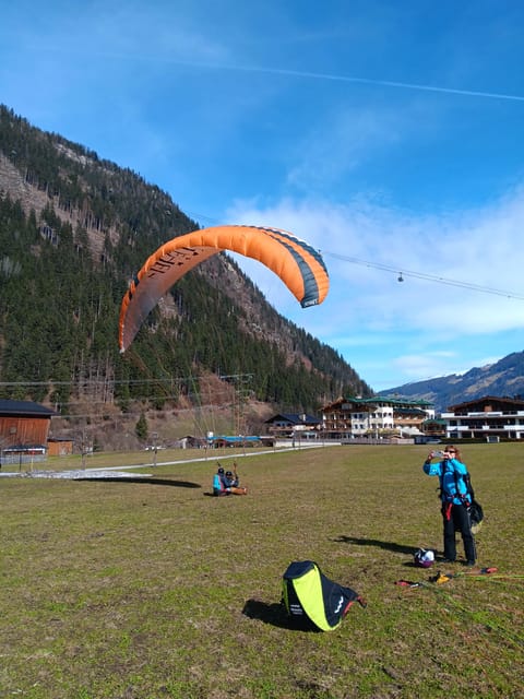Paragliding Tandem Flight - How much value do you get for $141?