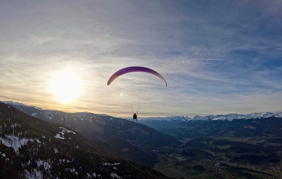 Paragliding Tandem Flight Kronplatz Dolomites Alps - A small team with a personal feel