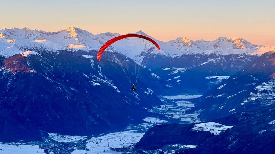 Paragliding Tandem Flight Kronplatz Dolomites Alps - The 17-minute ride up Kronplatz