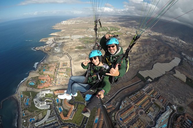 Paragliding Tandem Flight over Costa Adeje with FREE pick up!!! - Meeting the pilots and feeling prepared