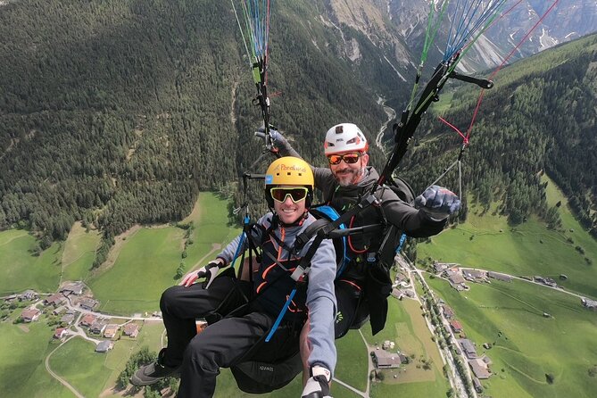 Paragliding & Tandemflüge with World Champion & Team, Stubaital - From Neustift to the Stubai Valley launch point