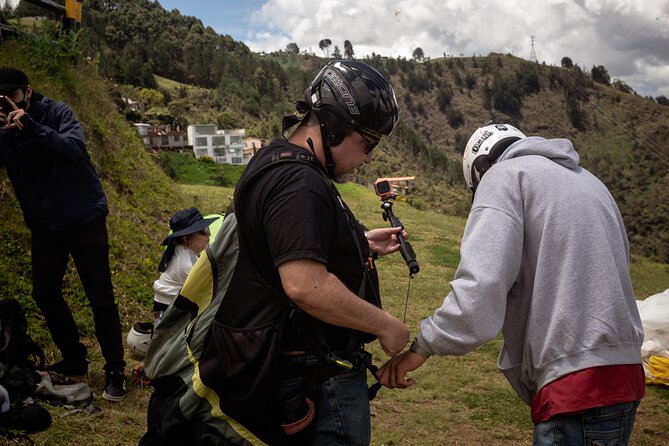 Paragliding Tour from Medellin with Transportation and Videos HD - The two-hour San Felix portion, step by step