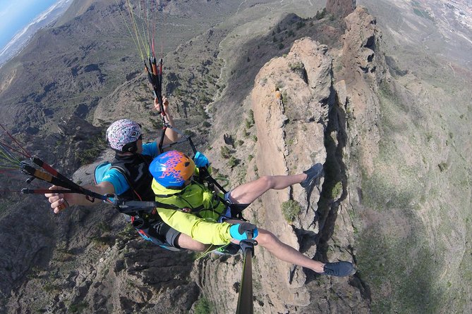 Premium Paragliding in Tenerife : Photos, videos and pickup included - Meeting point, pickup, and timing