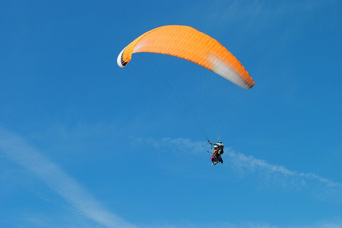 Private Tandem Paragliding Flight in Bizkaia - The pilots make the difference