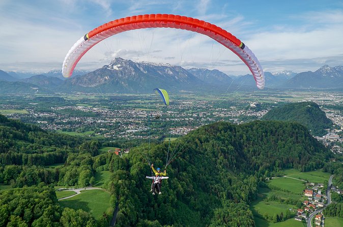 Private Tandem Paragliding Salzburg Mt Gaisberg - The pilots make a big difference