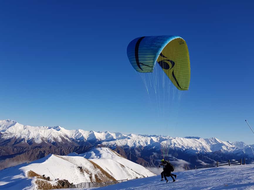 Queenstown: Tandem Paraglide - Winter - Coronet Peak 5400ft - Key points to know before you book