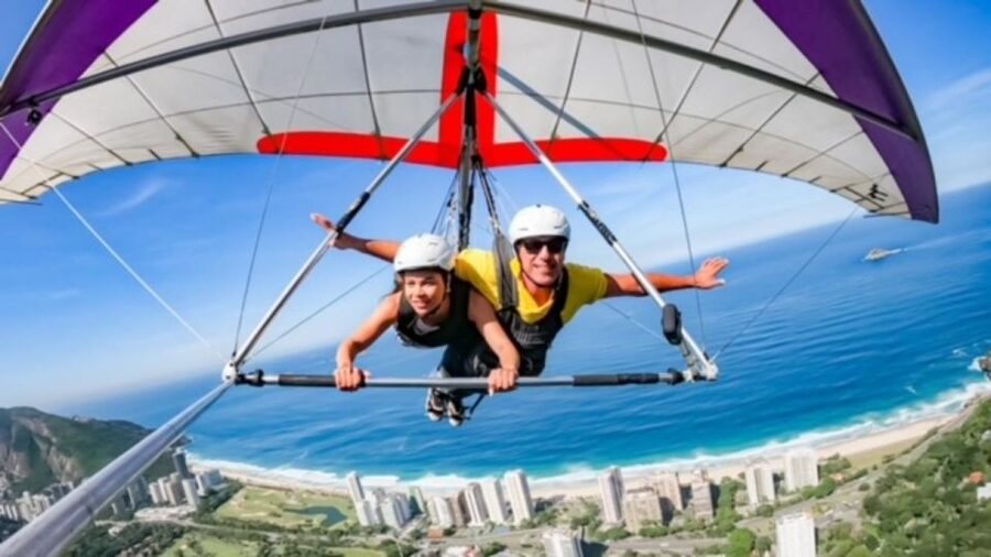 Rio de Janeiro: Hang Gliding Adventure - The flight above São Conrado and Rio