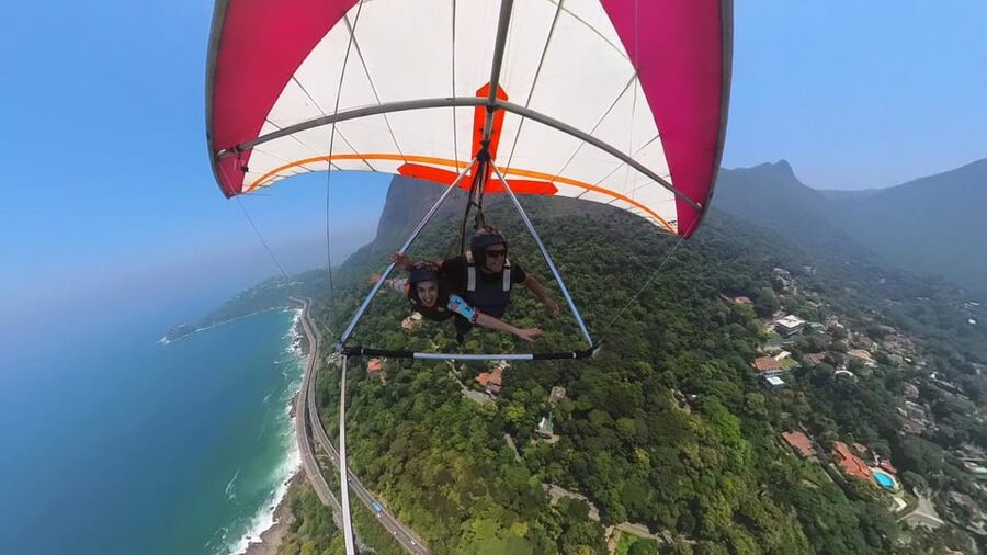 Rio de Janeiro: Hang Gliding or Paragliding Experience - What to bring and what to arrange before you go