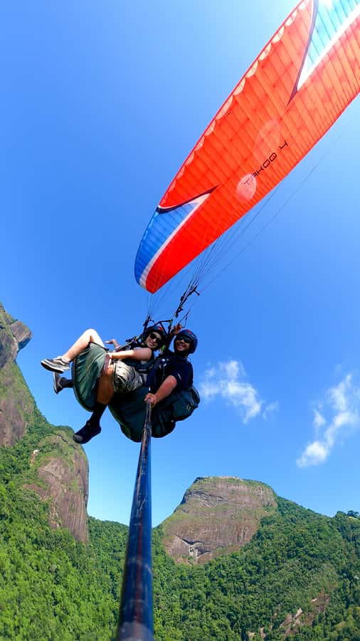 Rio de janeiro : Paragliding Tandem Flights over Rio - Why this is one of Rio’s most memorable views