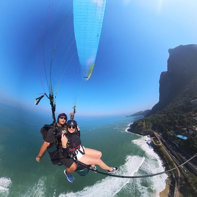 Rio de janeiro : Paragliding Tandem Flights over Rio - Is the $173 price good value?