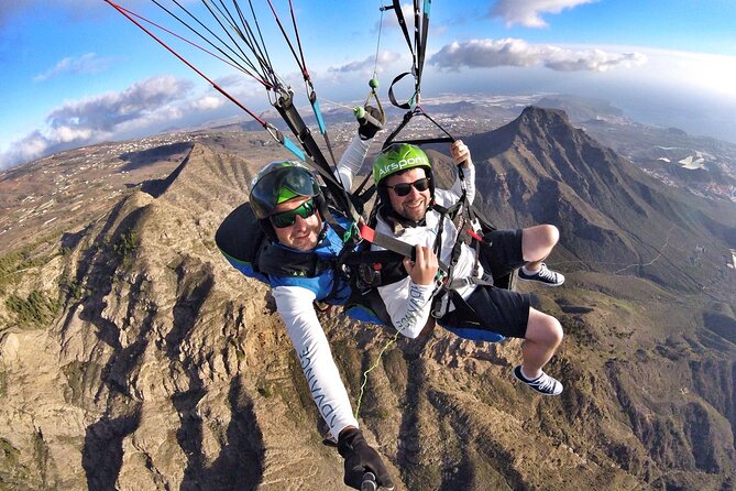 SILVER 1000m paragliding tandem flight above South Tenerife - From Costa Adeje to the mountain takeoff