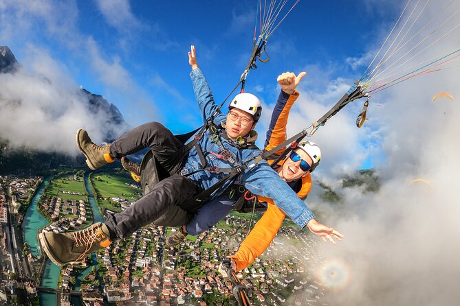 Tandem Paragliding Experience with Transport from Interlaken - Seasonal times and the weight limit