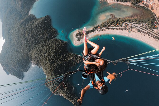 Tandem Paragliding Fethiye, Oludeniz - Taking off from Babadag above Ölüdeniz