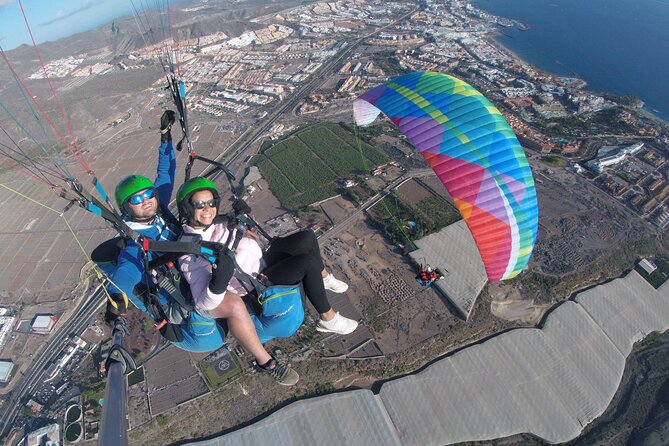 Tandem Paragliding Flight in Costa Adeje from 1100m - The approach to La Enramada beach