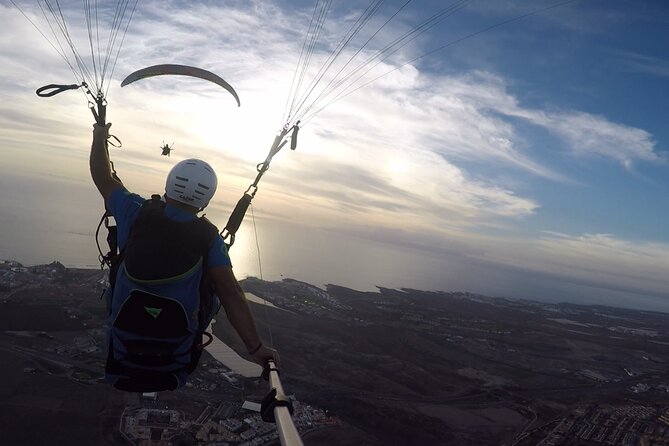 Tandem Paragliding Flight in Costa Adeje from 1100m - Who should book this flight