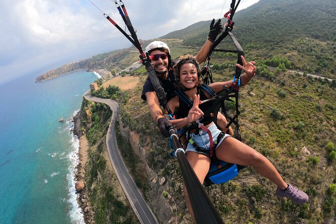 Tandem Paragliding Flight in Taormina - Flying above Taormina and the Ionian coast