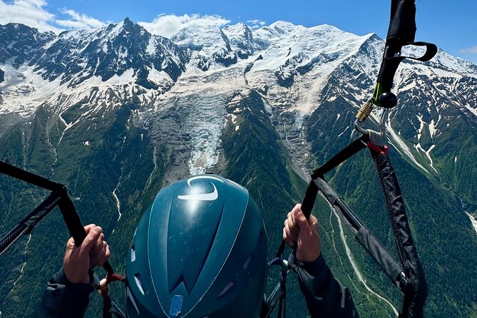 Tandem Paragliding Flight to Chamonix Facing Mont Blanc - Calm flight or extra thrills