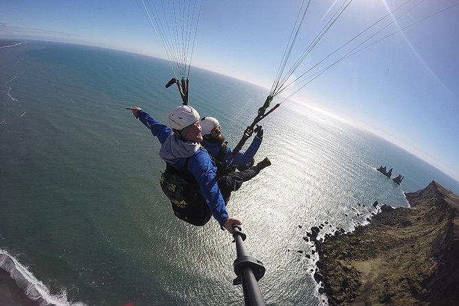 Tandem Paragliding Flights from Vik - Who will enjoy this most