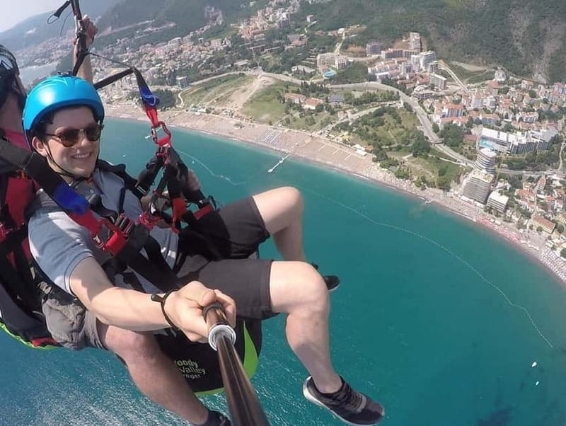Tandem Paragliding in Budva with Expert Pilots/All-inclusive - Who should book this flight?