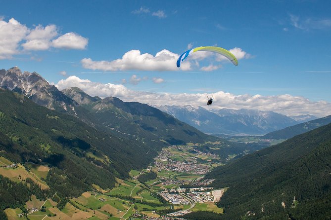Tandem Paragliding Tirol, Austria - How the pilots handle nerves and safety