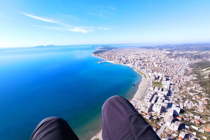 Tandem paragliding Vlore - Albania - Leaving Vlore behind on a five-step launch