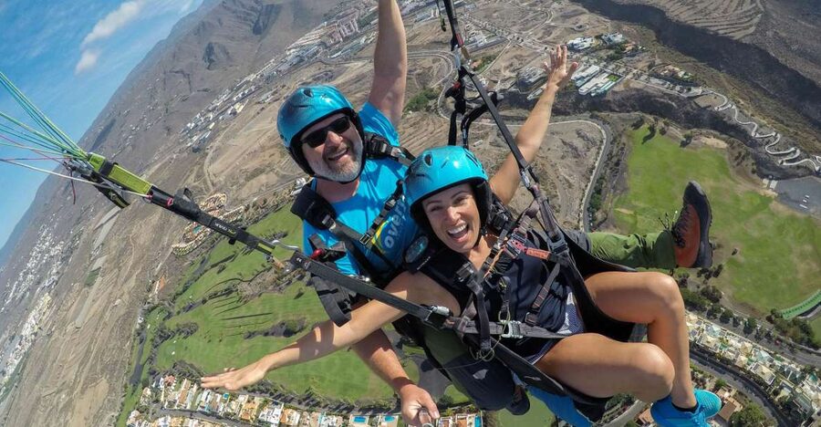 Tenerife: Acrobatic Paragliding Tandem Flight - The first minutes in the air