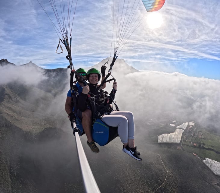 Tenerife: Tandem Paragliding in Adeje with hotel transfer - Landing near the beach