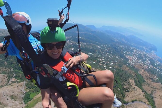 Two-seater paragliding Amalfi and Sorrento Coast Monte Faito - What the 30-minute flight feels like