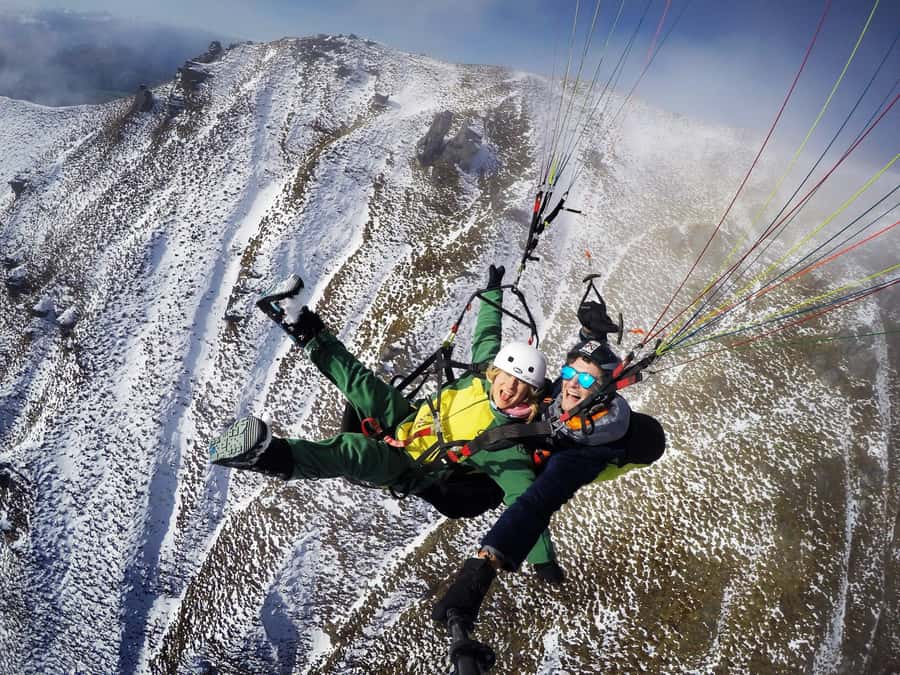 Wanaka: Tandem Paragliding Experience - Lake Wanaka, Mt Aspiring, and the Twin Waterfalls