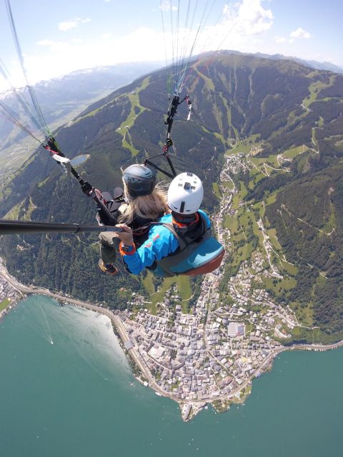 Zell am See: Paragliding Tandem Flight - Photos, video, and the souvenir value