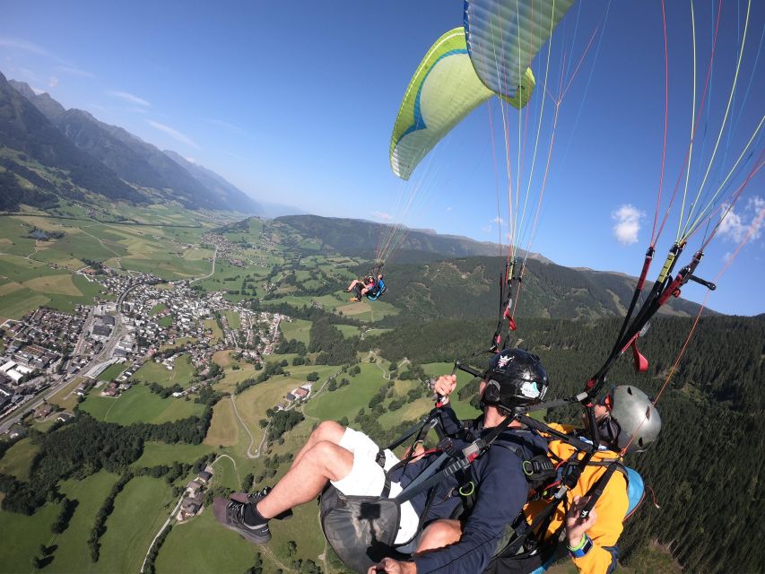 Zell am See: Paragliding Tandem Flight - Safety, pilots, and communication