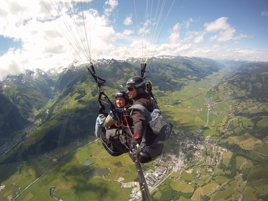 Zell am See: Schmittenhöhe Tandem Paragliding Flight - Leaving Zell am See from Schmittenhöhebahn