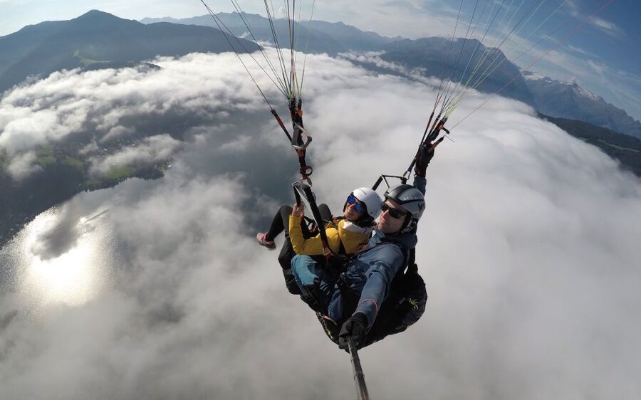 Zell am See: Schmittenhöhe Tandem Paragliding Flight - The pilots make the difference