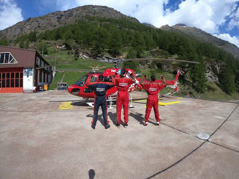 Zermatt: Tandem Paragliding Flight - Best Matterhorn Views - Floating above Zermatt for the best Matterhorn angle